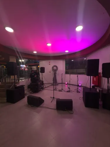 Aluguel de Som, Palco, Iluminação, Painel LED, Gerador e Tendas