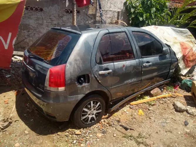 Fiat Palio ELX 1.0 Fire/30 Anos F. Flex 8V 4P 2005