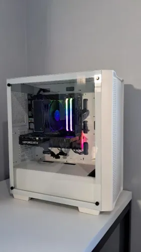 PC Gamer 5700x, 16gb 3600, 3060ti, Nvme 1tb