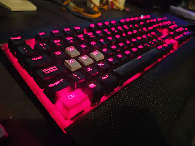 Teclado corsair k70 rapidfire