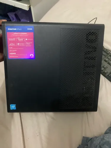 Vende-se Pc Positivo Com Um Problema Na Placa 