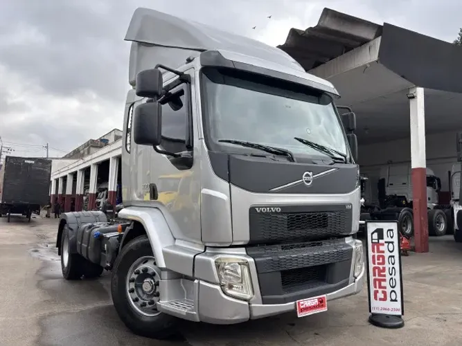 VOLVO VM 330 I-SHIFT 4X2 2023