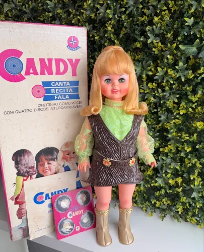 Boneca candy antiga da estrela toda original na caixa e funcionando 