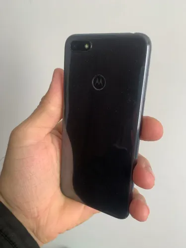 Moto e 
