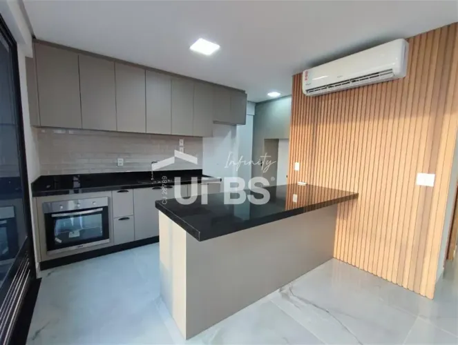 APARTAMENTO NA ORLA DA GRACIOSA COM 3 SUÍTES 2 VAGAS DE GARAGEM