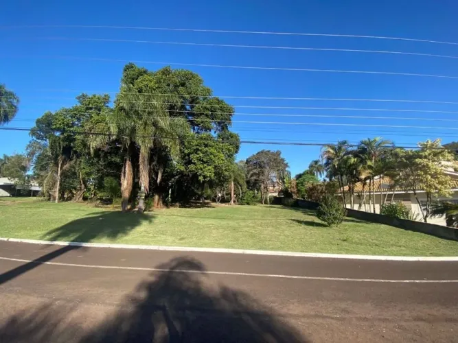 Terreno à venda, 2057 m² por R$ 3.000.000,00 - Parque Verde - Cascavel/PR