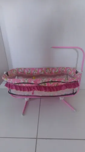 Berço de boneca brinquedo
