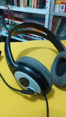 Headset Microsoft Lifechat Com Microfone USB LX-3000. Comprimento do cabo 1,8 m. Cancelame
