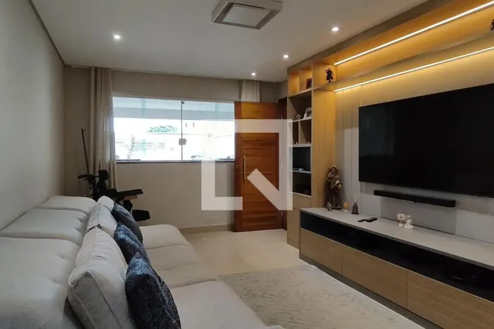 Casa à Venda - Vila Mangalot, 3 Quartos, 145 m2