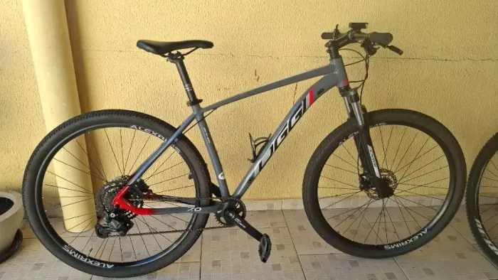 Oggi Big Wheel 7.0 2025 Shimano Cues 1x9 | Impecável | Pouco uso