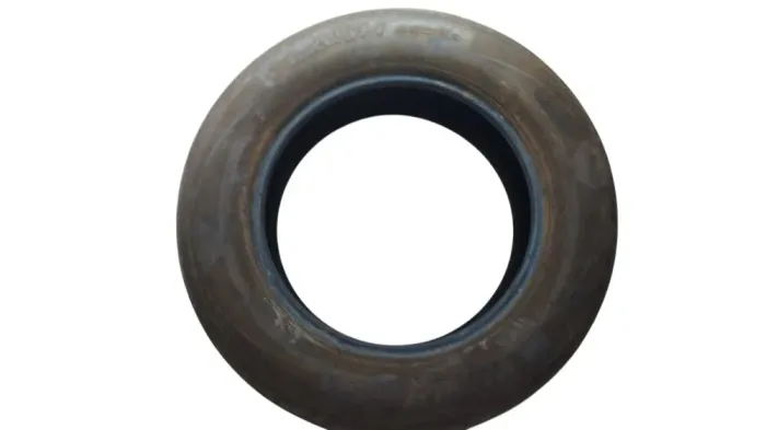 Pneu flash 235/65 R17 104V