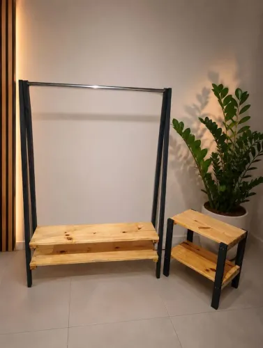 Kit para quarto em madeiras!