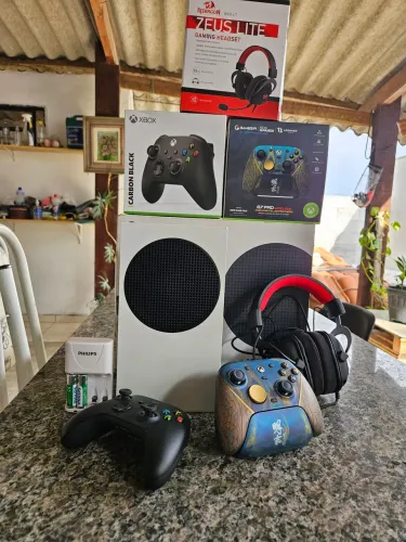 xbox series s + acessórios