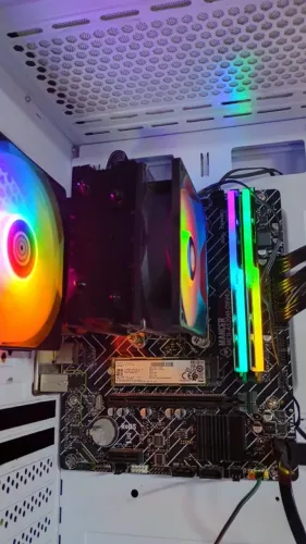 Kit Memória Ram G.skill Tridentz Rgb DDR4 16gb (2x8gb) 4000mhz