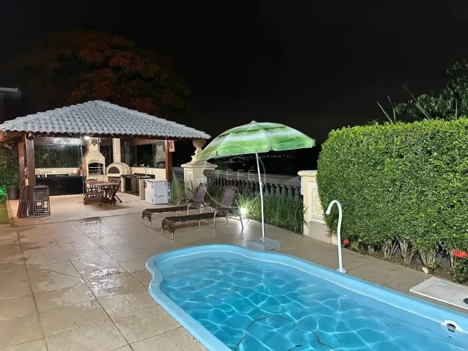 CASA para LOCAÇÃO com 5 SUÍTES e 290 m² no CONDOMÍNIO QUINTAS DO PONTAL no RECREIO - RIO D