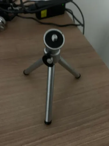 Mini tripé 