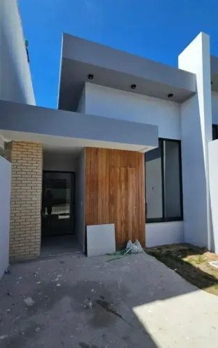 CASA TÉRREA À VENDA CONFORTO, PRATICIDADE E ÓTIMA LOCALIZAÇÃO NO VALE DAS PALMEIRAS MACAÉ