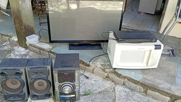 Eletrônicos para vender rápido. Aceito negociação