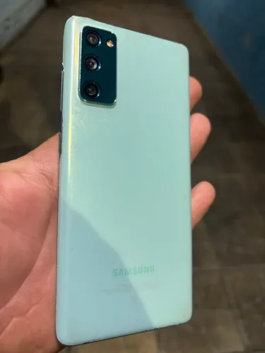 Celular Samsung s20 fé
