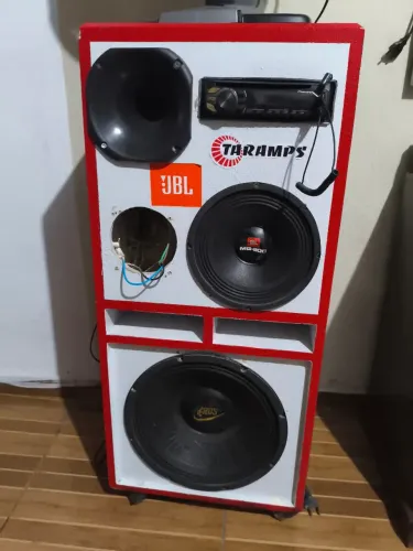 Son automotivo