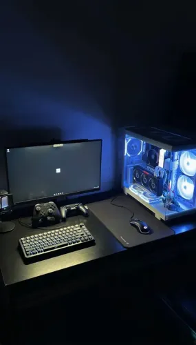 PC GAMER RX 6750 XT 12GB + 32GB RGB | RYZEN 5 5500 | MONTECH BRANCO | 850W GOLD
