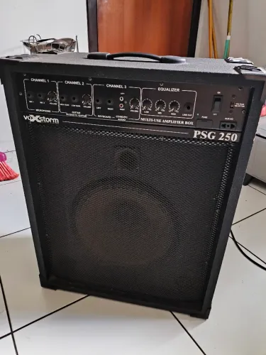 Caixa de som voxstorm 