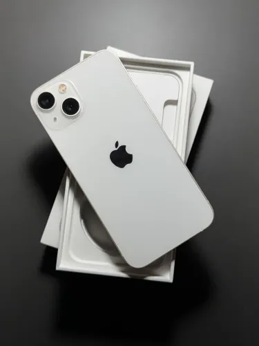 iPhone 13 - 128GB
