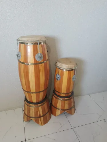 Conjunto de atabaque 80cm e 50cm