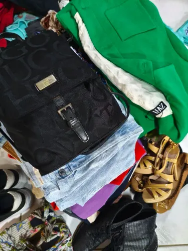 Lote Roupas Feminina Só Marcas Zara Farm Renner Arezzo Linho Levis Importadas 50 Peças