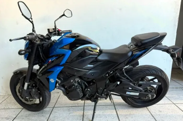 GSX S750 2021 Nova Demais , Aceito Trocas e Financio .