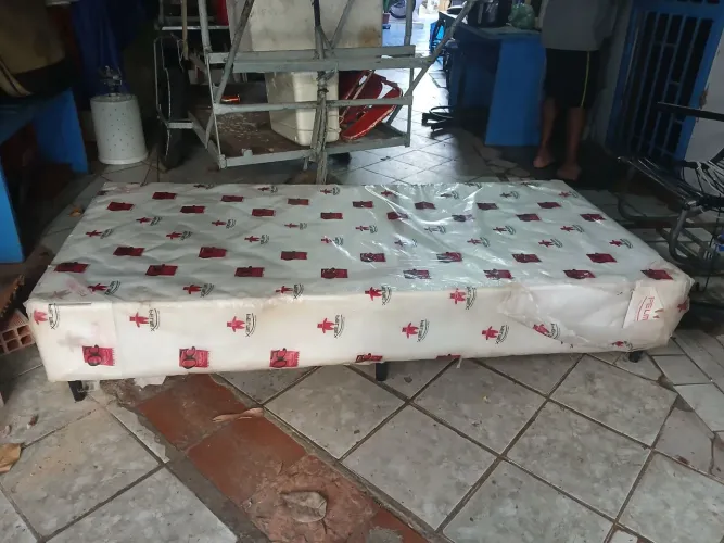 Cama a venda!!!