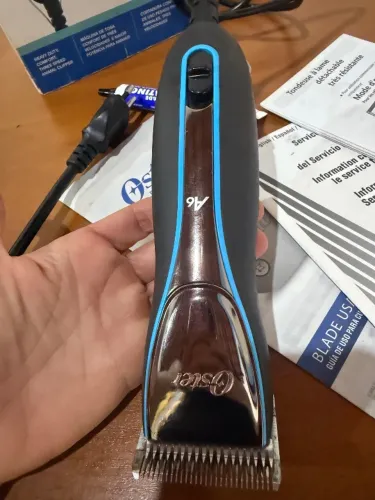 Máquina de Tosa Profissional Oster A6