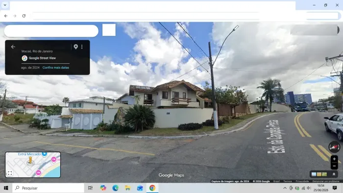 Casas para venda ou locação na Cancela Preta em Macaé/RJ, 04 Quartos/suítes, Garagem e Pis