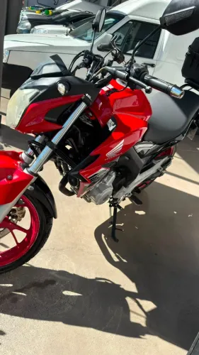 Honda Twister 250CC Bem abaixo da fipe LEIA O ANUNCIO
