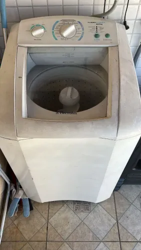 Máquina de lavar Electrolux 9kg 