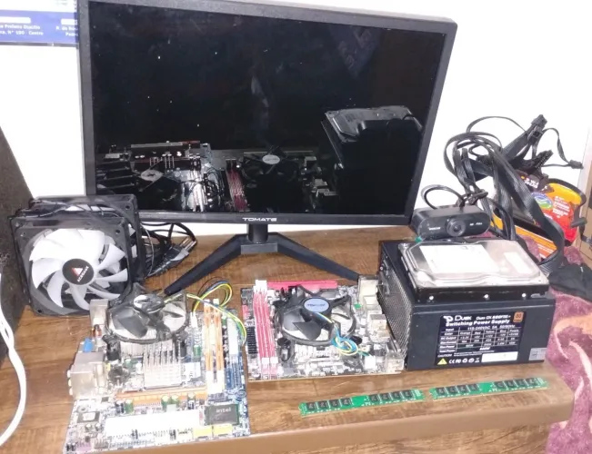Lote de peças de computador
