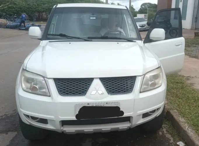 Mitsubishi Pajero TR4 2.0/ 2.0 Flex 16V 4X4 Mec. 2012
