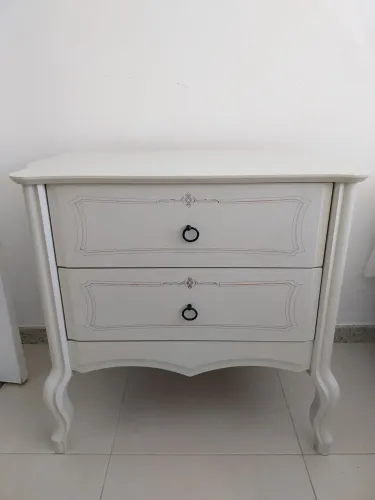 Mesa de Cabeceira Estilo Luiz XV