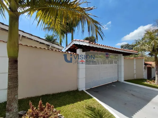 Chácara em Condomínio Fechado à Venda - Residencial Terriaca - Ibiúna