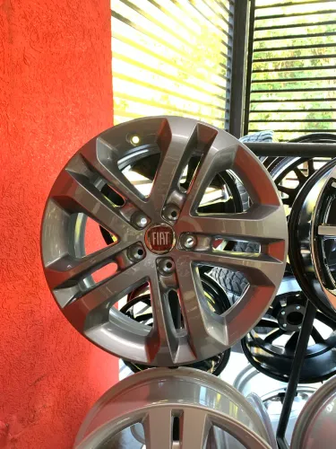 Rodas Fiat Toro aro 17 5x110 Original Mopar