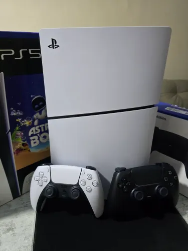 Console PS5 SLIM 2 controles