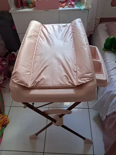 Banheira e trocador da marca burigotto 