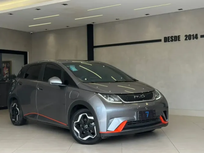 BYD Dolphin EV (Elétrico) 2024
