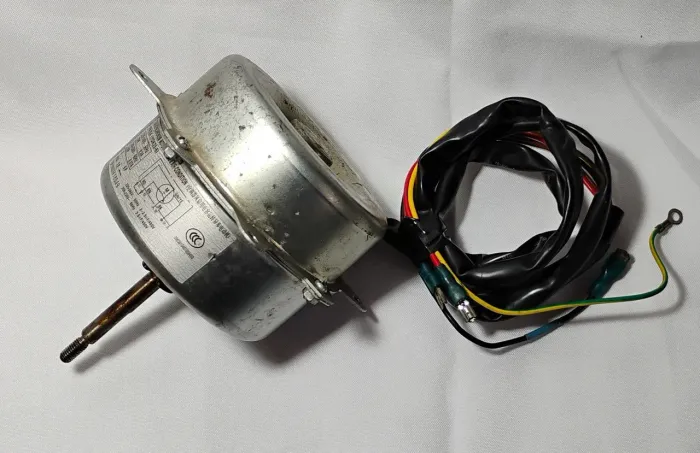 MOTOR VENTILADOR CONDENSADORA 9/12K BTU MOD YDK25-6 28W 220V DIVERSAS MARCAS