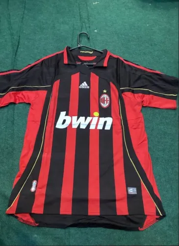 Camisa Retrô AC Milan I 06/07 - Masculina - Modelo Torcedor- Vermelha e Preta