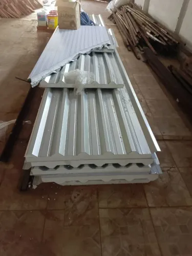 Telhas Sanduíche