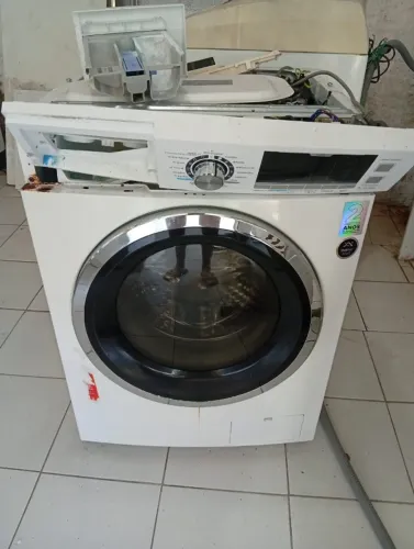 Máquina de Lavar Midea Inverter Smart 11kg Frontal - Com Defeito / Retirada de Peças