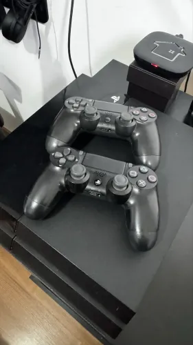 PS4 hd 500 gb 2 controles 