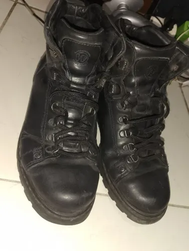 Bota de couro Quest ( n:42)