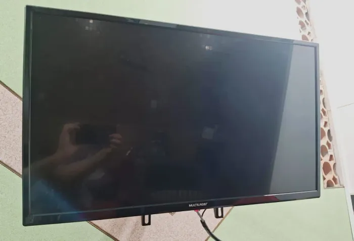 SMART TV MULTILASER LED HD 32' 110v/220v